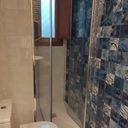 La Casa De La Escalera 1 Derecha Apartamento *